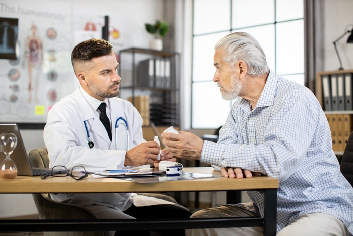 geriatria e gerontologia diferenca medico e paciente