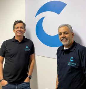 Ricardo Pettena - Diretor Executivo da Carmen’s Medicinals no Brasil (à esquerda) e Marcelo Silva - Diretor Comercial (à direita)