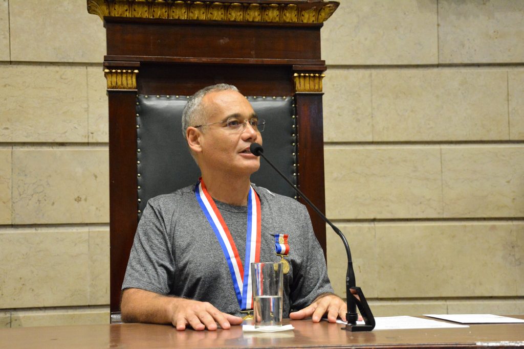 Sidarta Ribeiro recebeu maior condecoração da Câmara Municipal do Rio de Janeiro 