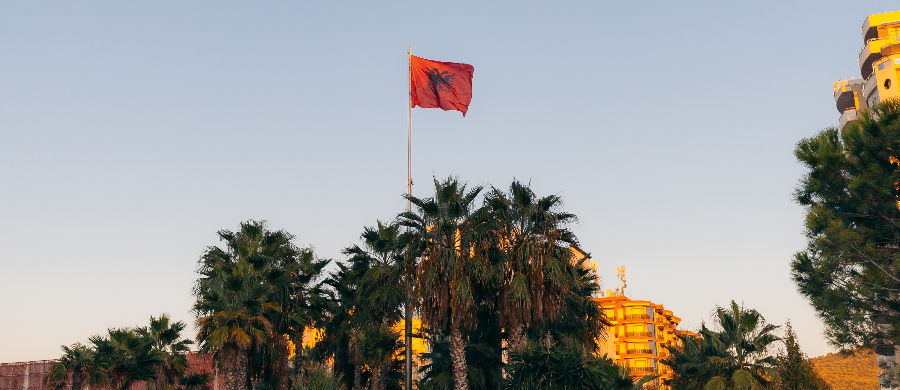 Albânia aprova regulamentação do uso medicinal da Cannabis