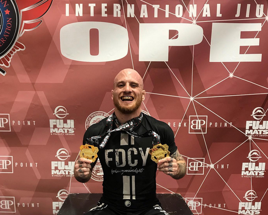 Thiago Angelon venceu a luta contra a dor com Cannabis