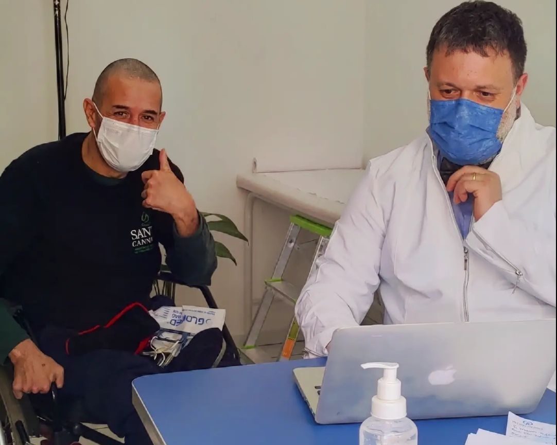 Marquinhos em consulta com neurocirurgião Dr Pedro Pierro