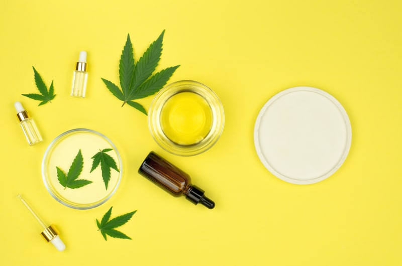 canabidiol efeitos colaterais medicamentos