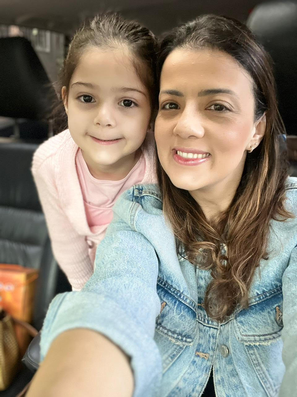 claudia e martina haubman salvador óleo de cannabis