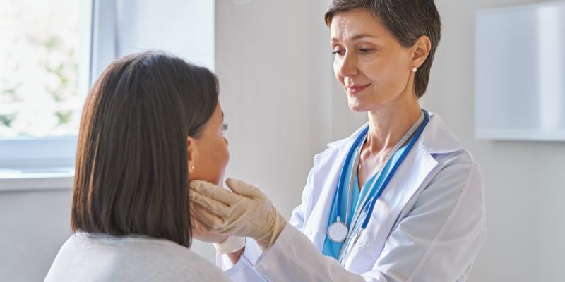 como tratar hipotireoidismo atendimento