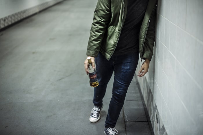 dependecia quimica e uma doenca bebida 