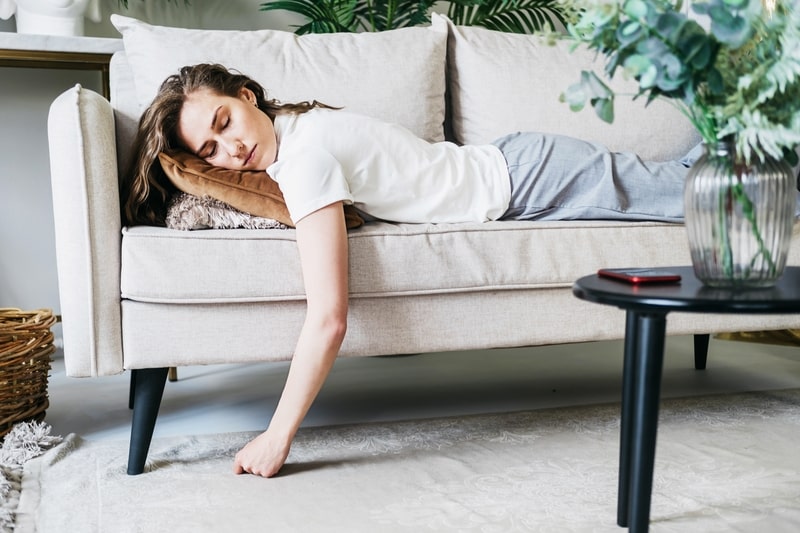 embotamento emocional mulher desanimada