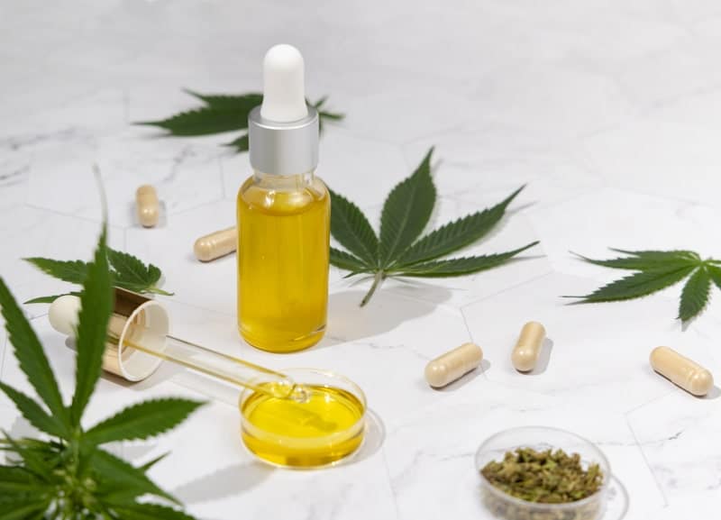 medicamento a base de canabidiol capsulas