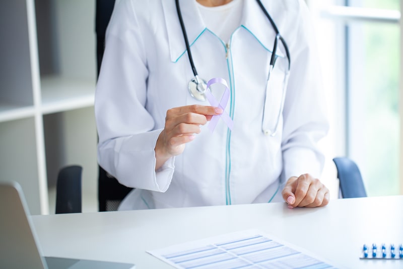 medico que trata alzheimer diagnostico