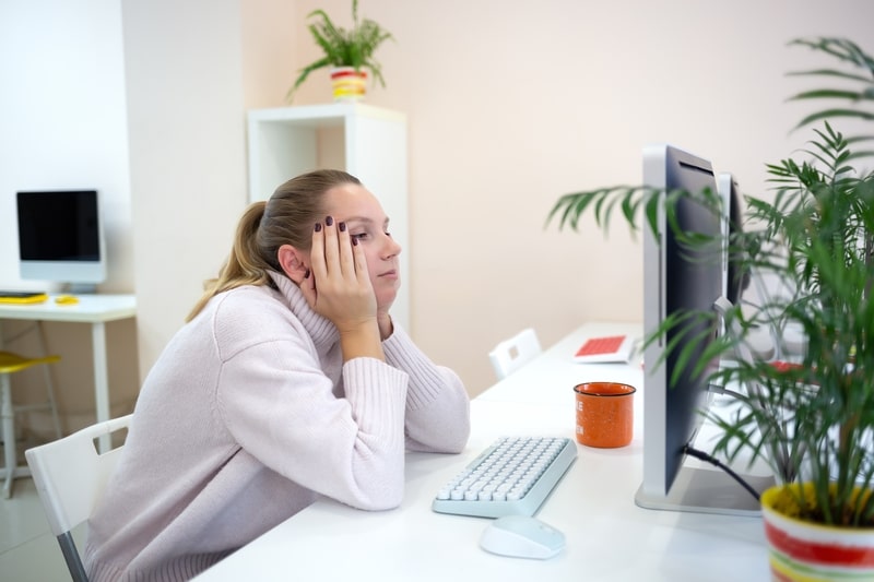 o que e fadiga mulher em home office
