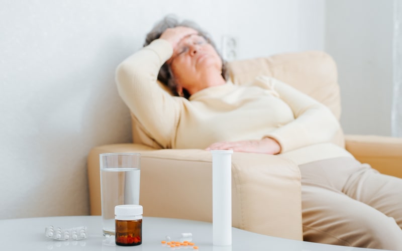 o que e fentanil mulher deitada