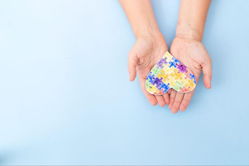 sindrome de asperger coracao na mao