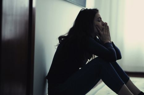 Canabidiol em doses baixas reduz ansiedade, mostra estudo