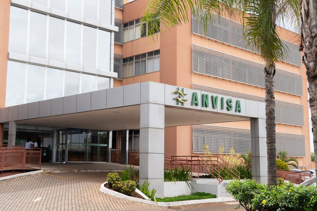Anvisa dá sinal verde para exportação de Cannabis produzida no Brasil
