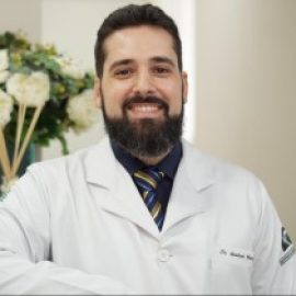 Dr. Gustavo Montone
