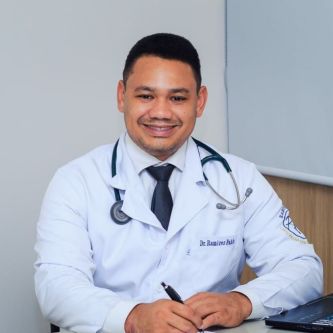 Dr. Ramires Fahfe Sampaio Santos
