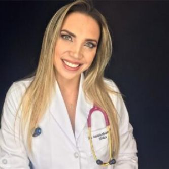 Dra. Amanda Medeiros Dias